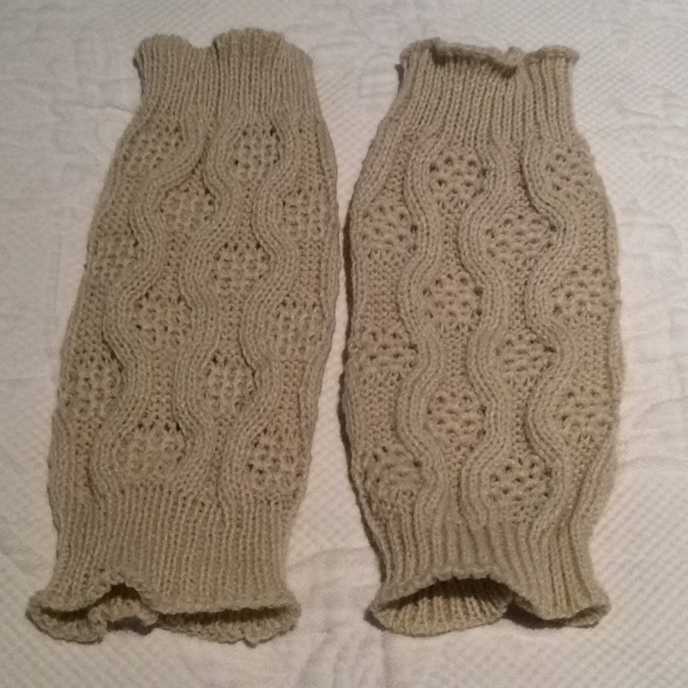 NWOT boot cut leg warmers